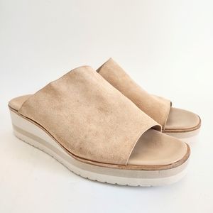 Vince‎ Sarria Women's Beige Tan Suede Mule Platform Wedge Sandals Size 11 M / 41